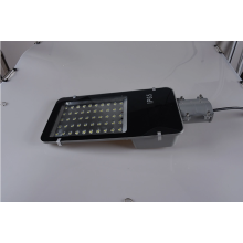 Impermeable High Lumen 50W Diseño patentado LED Light Street Light